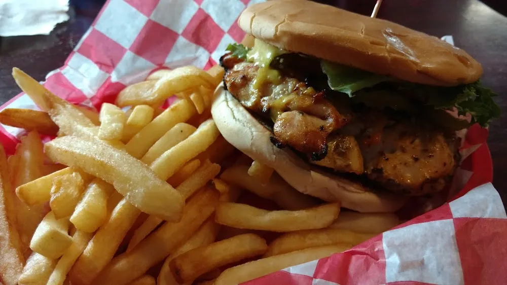 Grilled Chicken Sandwich with Fries